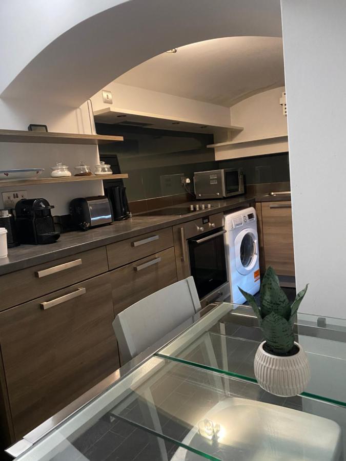 Apartamento Beautiful Modern Studio In High Street Kensington Londres Exterior foto